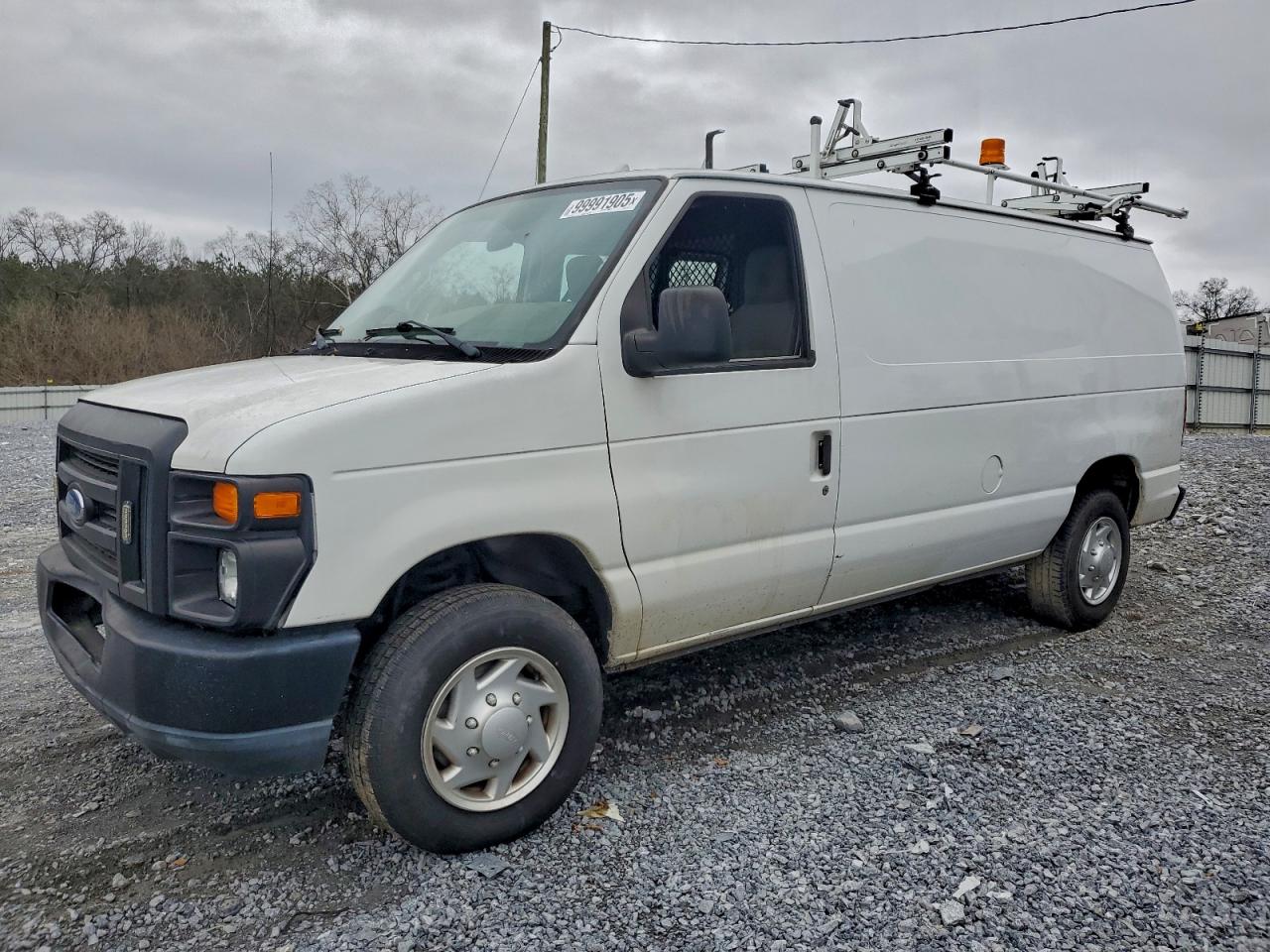Ford E-150 E150 Van Image 1