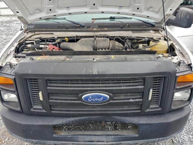 Ford E-150 E150 Van Image 4
