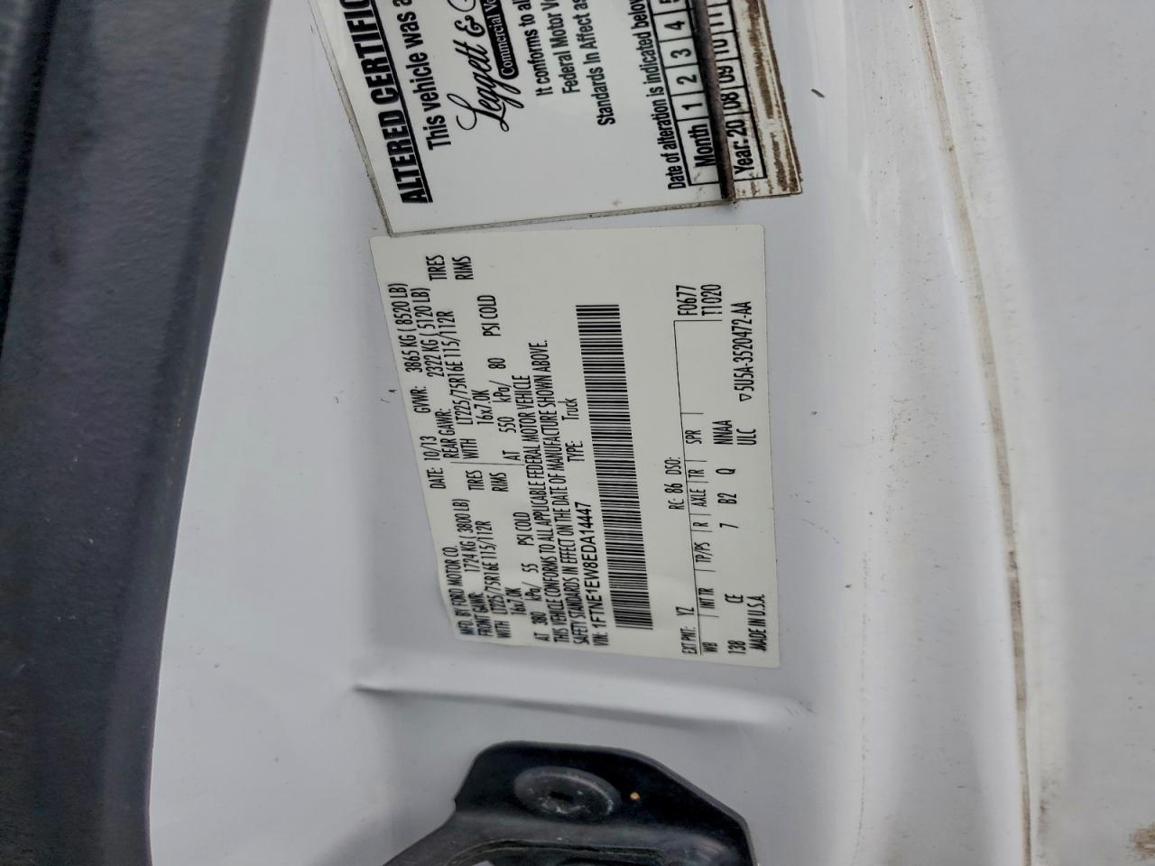 Ford E-150 E150 Van Image 7