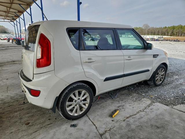 Kia Soul Image 3
