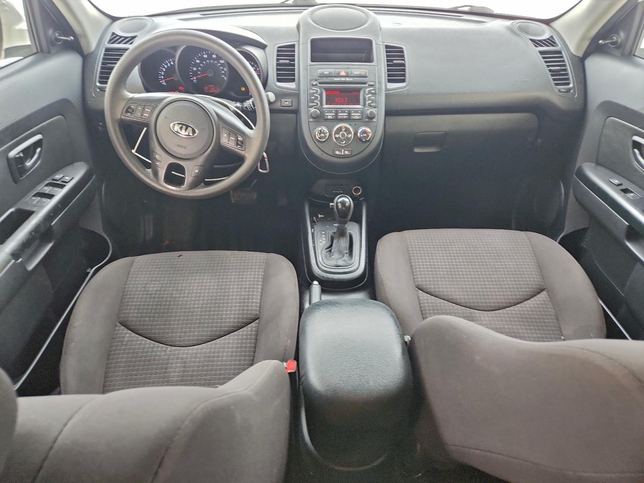 Kia Soul Image 10