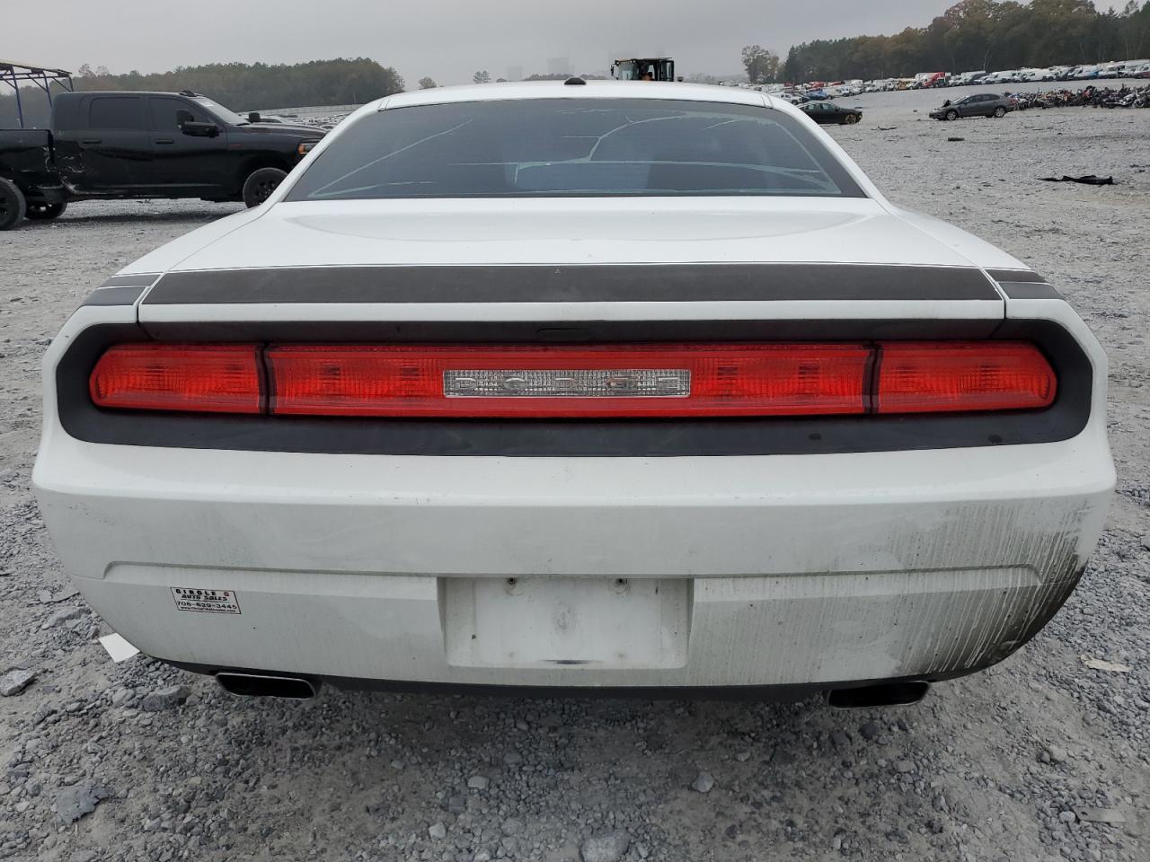 Dodge Challenger Image 5