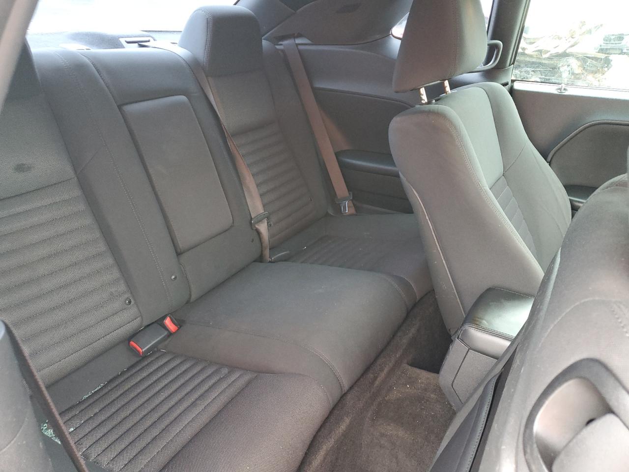 Dodge Challenger Image 8