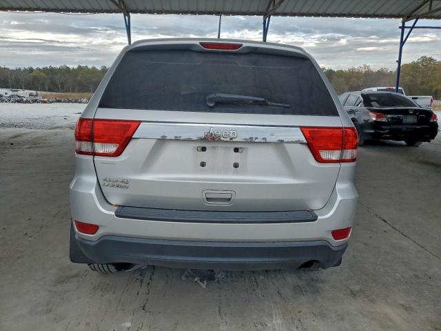 Jeep Grand Cherokee Laredo Image 5