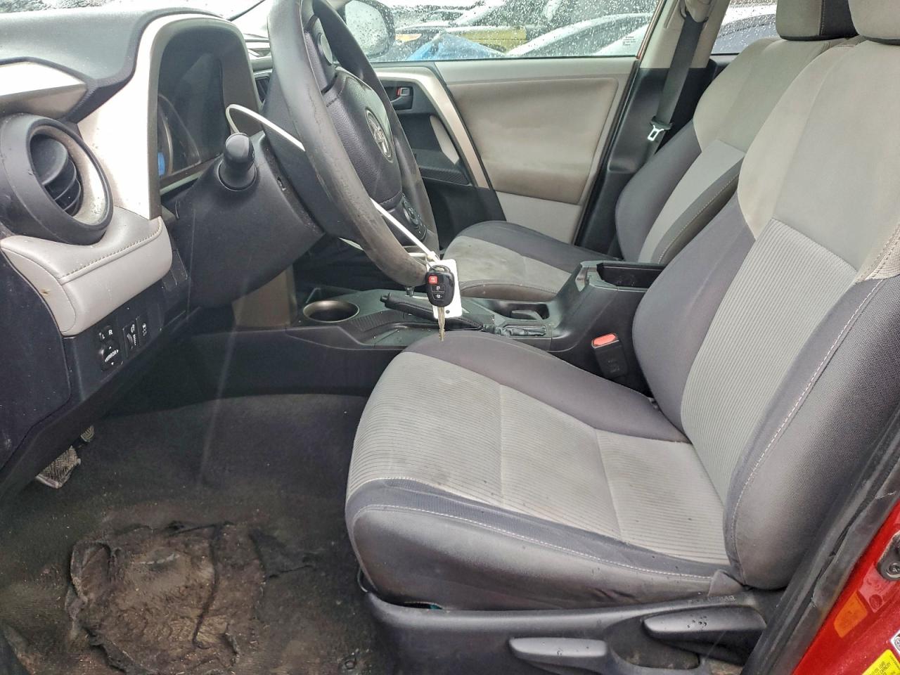 Toyota RAV4 Xle Image 11