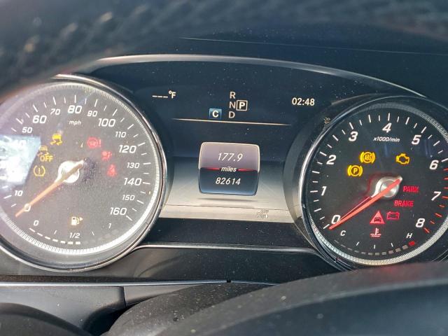 Mercedes-Benz E-Class 300 Image 9