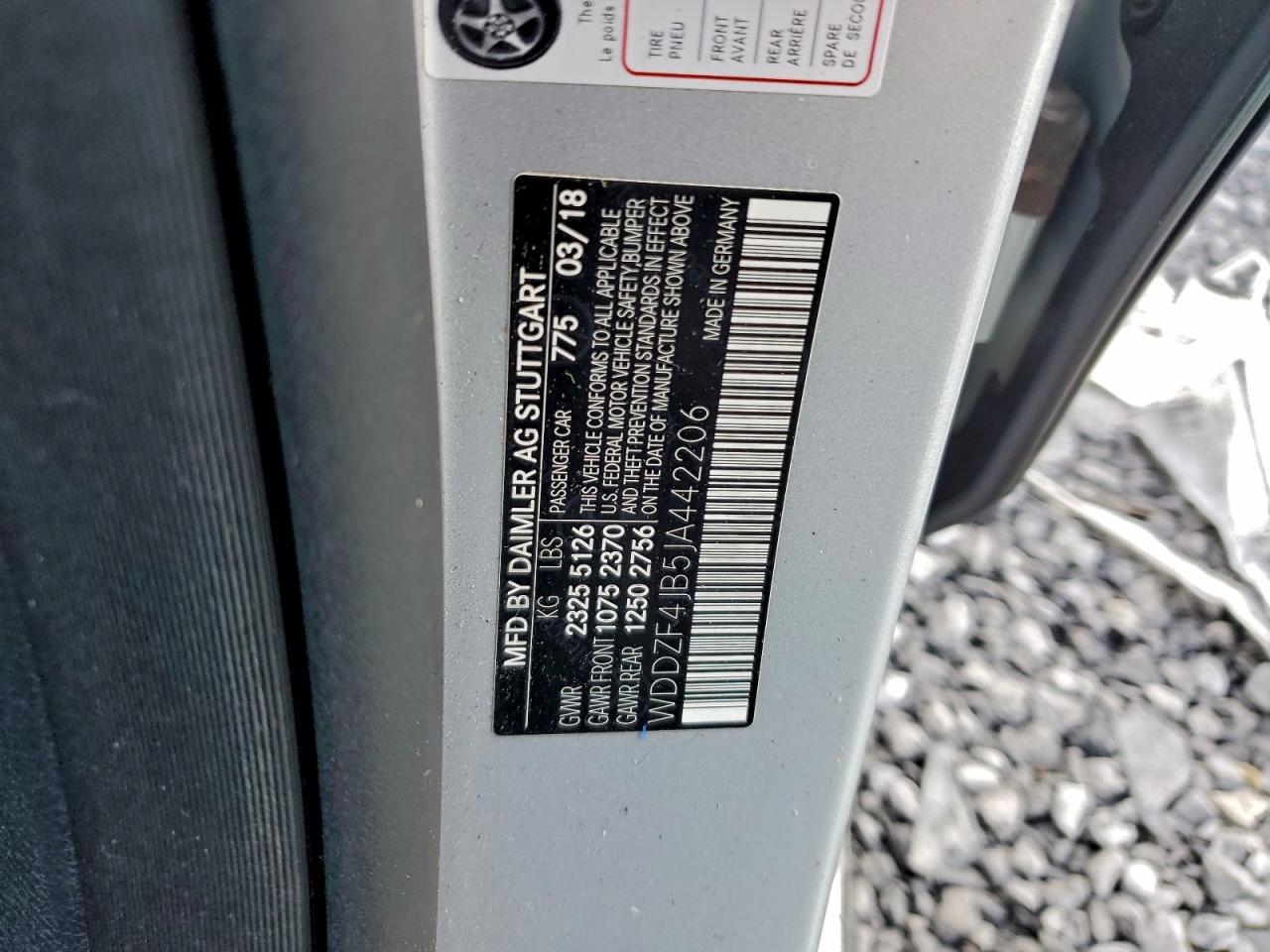 Mercedes-Benz E-Class 300 Image 4