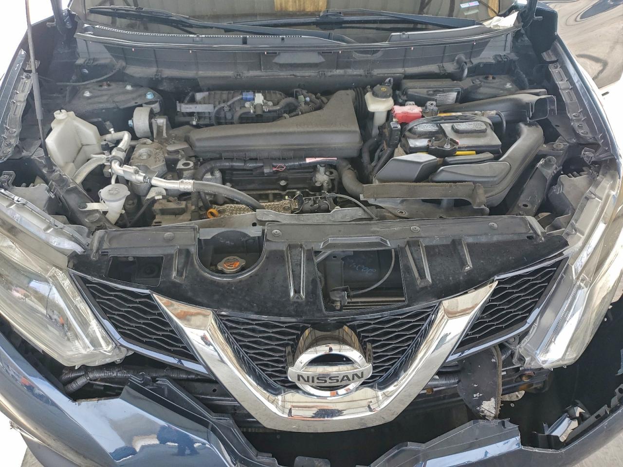 Nissan Rogue S Image 9