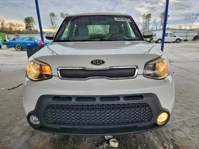 Kia Soul Image 2