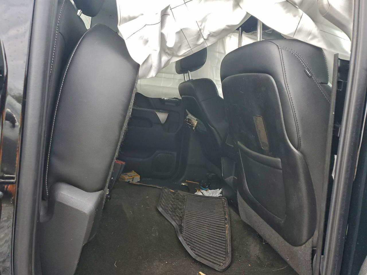 Chevrolet Silverado C1500 Ltz Image 10