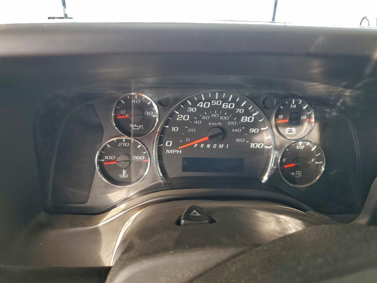 Chevrolet Express Lt Image 5