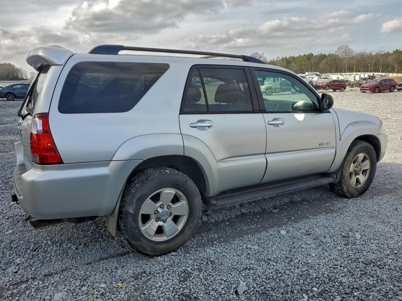 Toyota 4Runner Sr5 Image 5