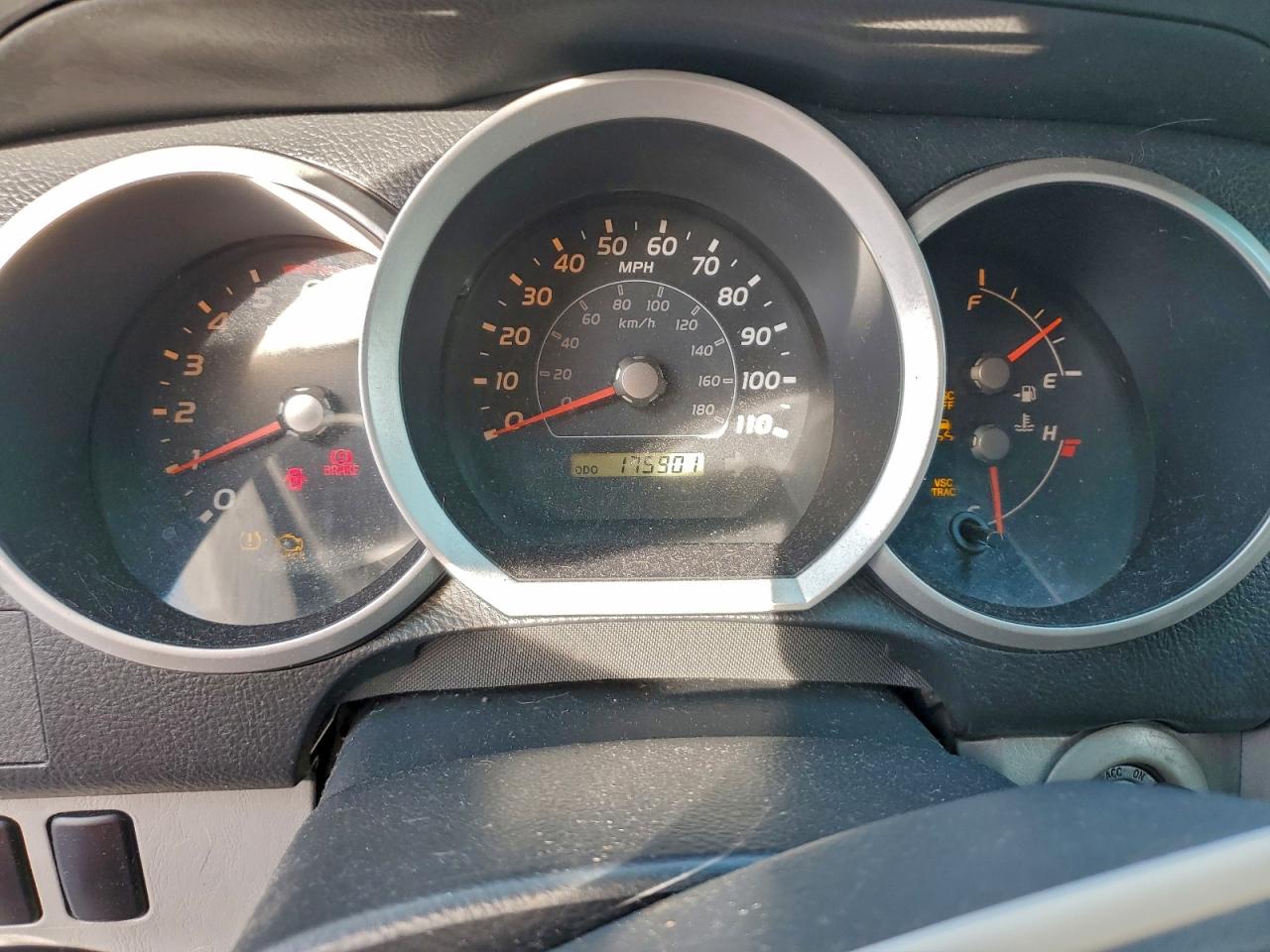 Toyota 4Runner Sr5 Image 6